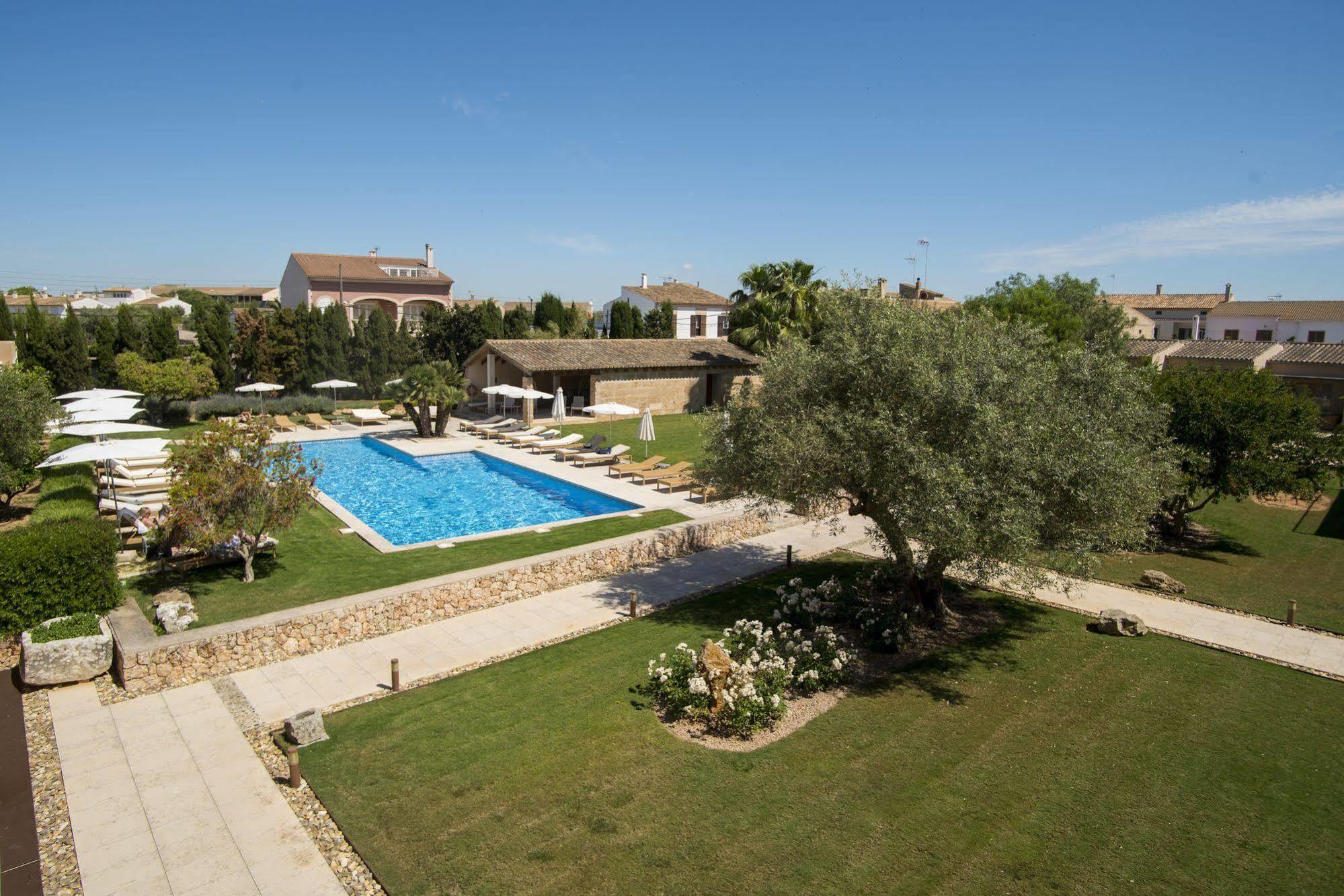 Hotel Ca'n Bonico Ses Salines  Exterior foto